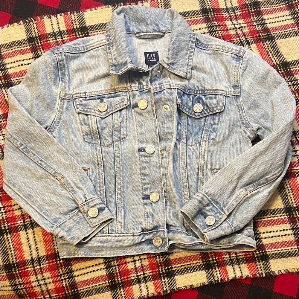GAP Kids Light Blue Denim Jacket size Small